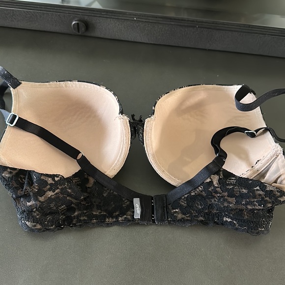 Bra - Picture 2 of 3